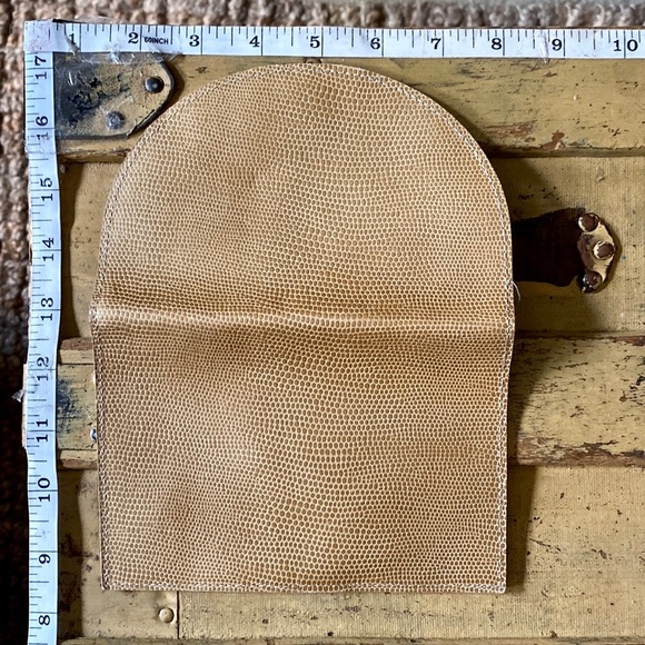 ITALY TRAVEL WALLET ORGANIZER LEATHER PASSPORT HOLDER GRAIN LEATHER NWOT - Picture 2 of 4